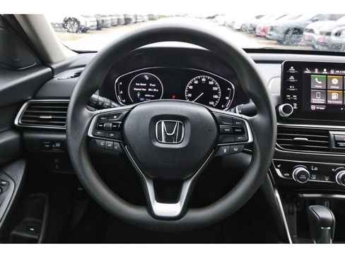 Used 2018 Honda Accord EX image 15