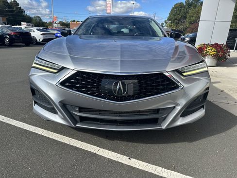 Used 2021 Acura TLX image 3