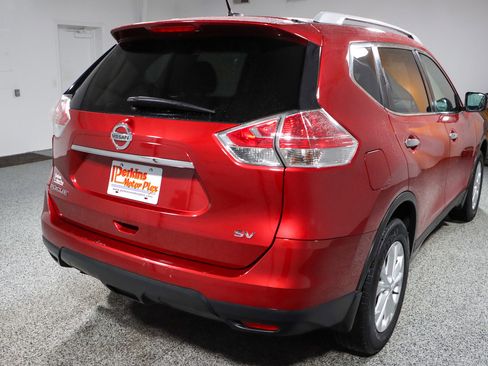 Used 2016 Nissan Rogue SV image 7