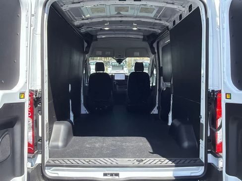 New 2026 Ford Transit 250 148 Medium Roof w/ Load Area Protection Package image 15