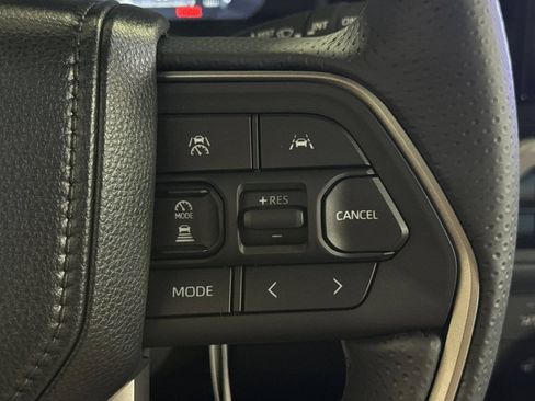 New 2026 Toyota 4Runner Limited AWD/4WD image 31