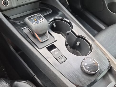 Used 2022 Nissan Rogue SV w/ SV Premium Package image 13