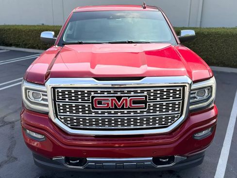 Used 2018 GMC Sierra 1500 Denali w/ Denali Ultimate Package AWD/4WD image 3
