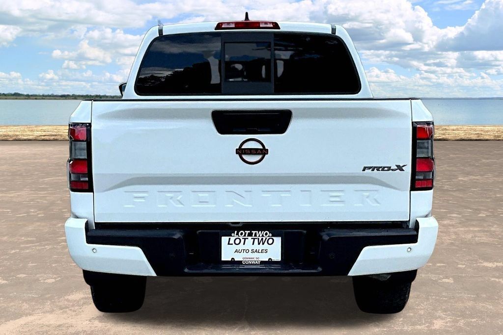 Used 2022 Nissan Frontier Pro-X w/ Technology Package RWD image 7