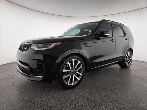 Certified 2025 Land Rover Discovery Dynamic SE AWD/4WD image 28