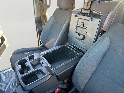 Used 2024 Chevrolet Silverado 2500 LT image 20