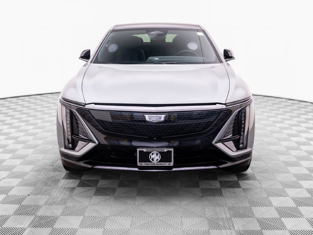 Used 2024 Cadillac Lyriq Sport AWD/4WD image 8