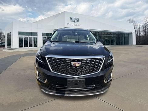 Used 2020 Cadillac XT5 Premium Luxury FWD image 8