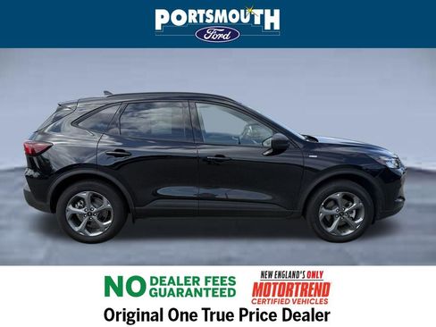 Used 2025 Ford Escape ST-Line w/ Tech Pack #1 image 6