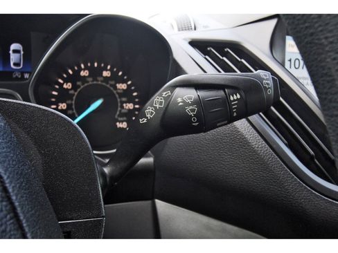 Used 2019 Ford Escape SE image 21