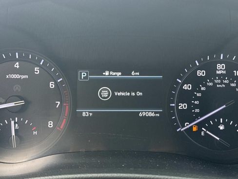 Used 2018 Genesis G80 3.8 RWD image 27