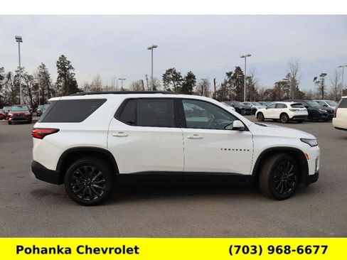 Certified 2023 Chevrolet Traverse RS image 8