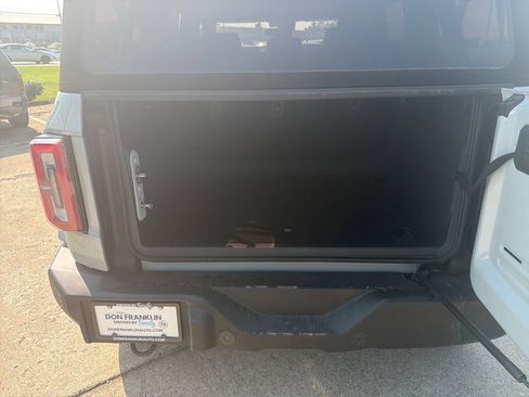 Used 2024 Ford Bronco Outer Banks AWD/4WD image 10