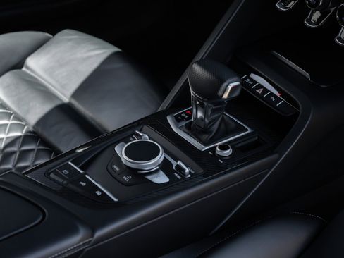 Used 2018 Audi R8 V10 plus image 22