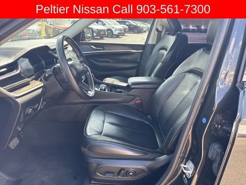 Used 2022 Jeep Grand Cherokee L Limited image 10