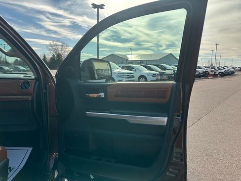 Used 2015 Toyota Tundra 1794 Edition image 28