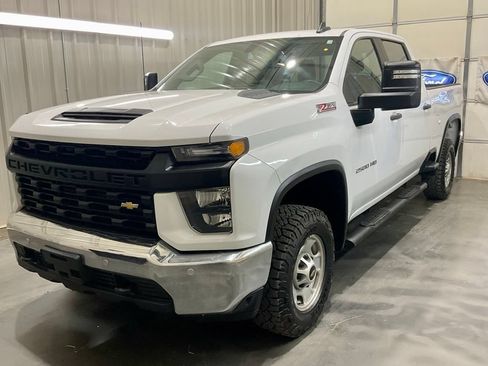 Used 2023 Chevrolet Silverado 2500 W/T w/ WT Convenience Package AWD/4WD image 4