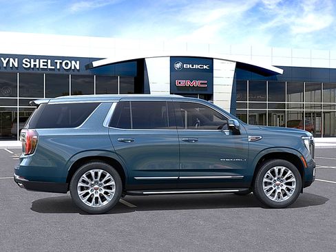 New 2026 GMC Yukon Denali image 5