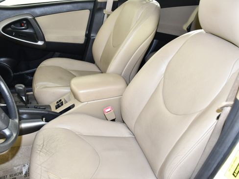 Used 2011 Toyota RAV4 2WD w/ Upgrade Value Pkg image 35