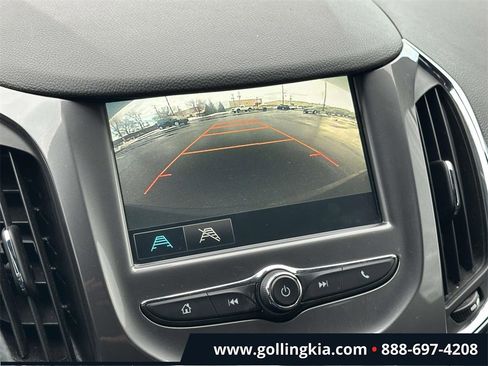 Used 2018 Chevrolet Cruze LT w/ Convenience Package image 23