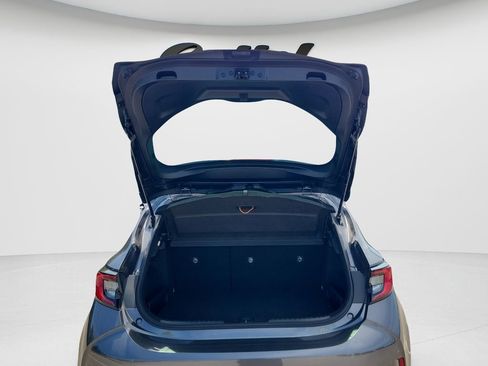 Certified 2025 Toyota Corolla SE FWD image 30