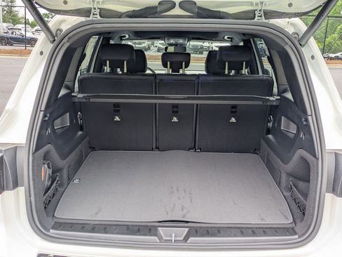 New 2025 Mercedes-Benz GLB 250 image 33