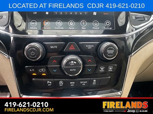 Used 2021 Jeep Grand Cherokee Limited AWD/4WD image 27