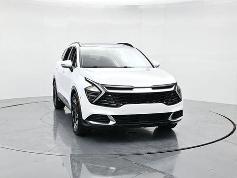 Used 2025 Kia Sportage SX image 5