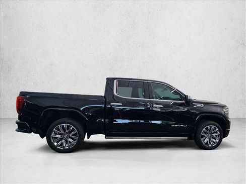 Used 2025 GMC Sierra 1500 Denali w/ Denali Reserve Package AWD/4WD image 4