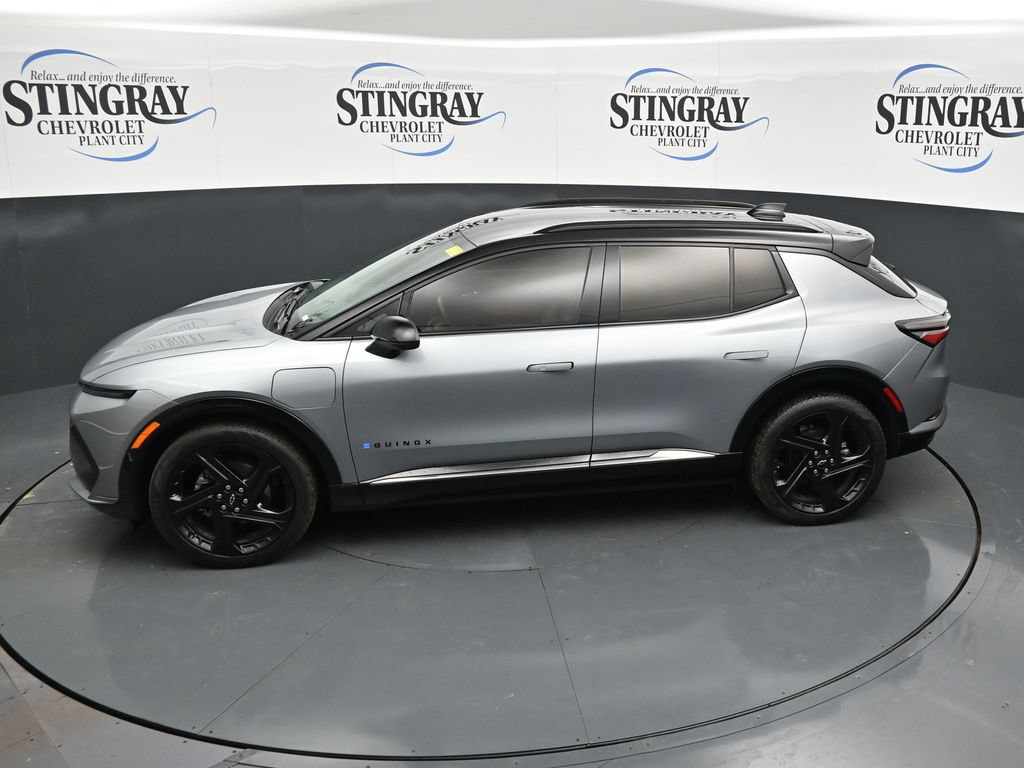 Used 2026 Chevrolet Equinox EV RS w/ LPO, All-Weather Mat Package FWD image 21