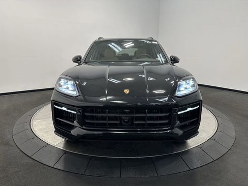 New 2026 Porsche Cayenne AWD/4WD image 10