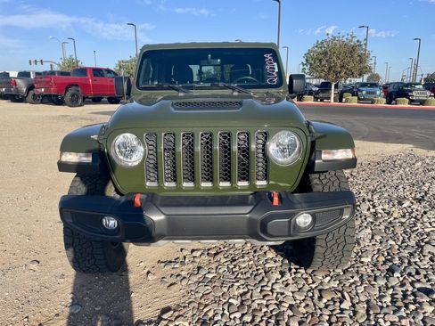 Used 2023 Jeep Gladiator Mojave w/ Trailer Tow Package AWD/4WD image 8