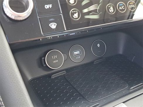 New 2026 Genesis G70 2.5T Prestige image 25