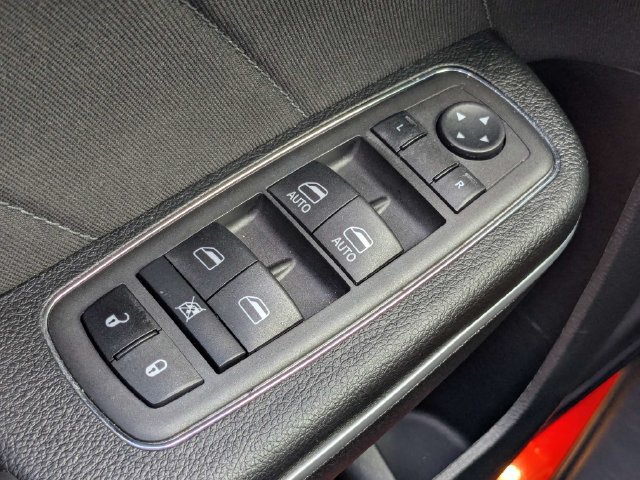 Used 2023 Dodge Charger SXT RWD image 21