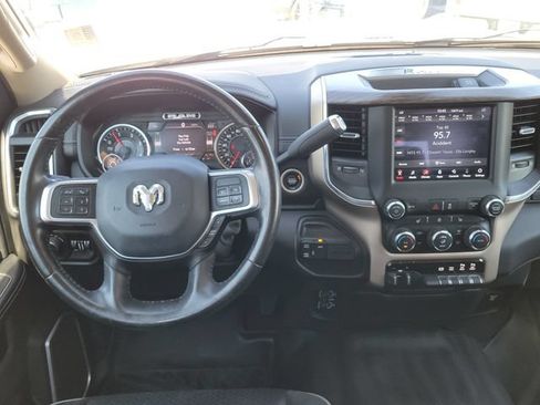 Used 2021 RAM 2500 Laramie AWD/4WD image 9