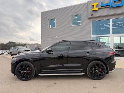 Used 2024 Jaguar F-PACE R-Dynamic S image 10