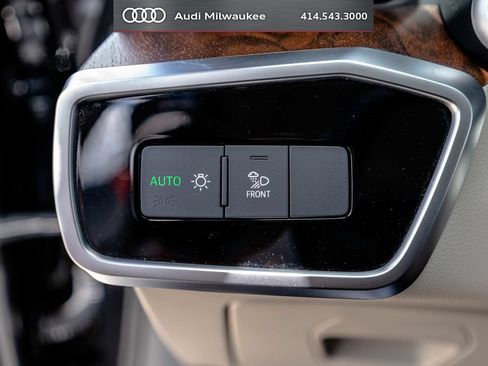 Used 2023 Audi A6 Premium Plus w/ Premium Plus Package AWD/4WD image 24