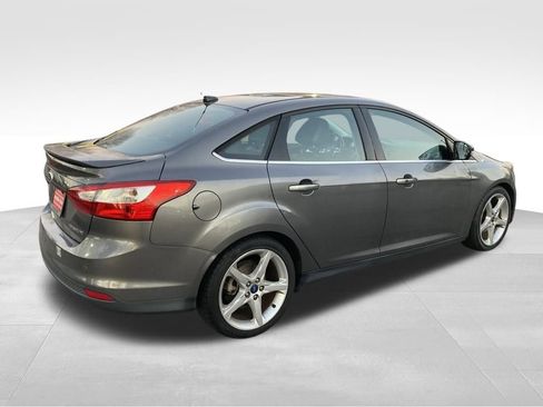 Used 2013 Ford Focus Titanium w/ Titanium Handling Pkg image 5