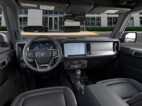 New 2026 Ford Bronco Outer Banks AWD/4WD image 9