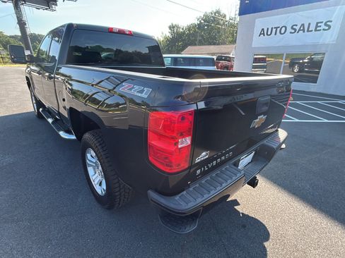 Used 2017 Chevrolet Silverado 1500 LT w/ All Star Edition AWD/4WD image 3