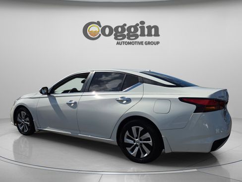 Used 2019 Nissan Altima 2.5 S image 4