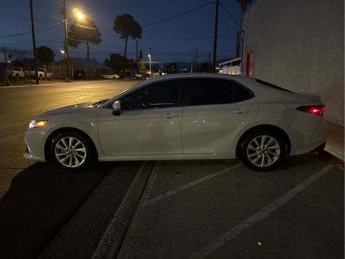 Used 2024 Toyota Camry LE image 4