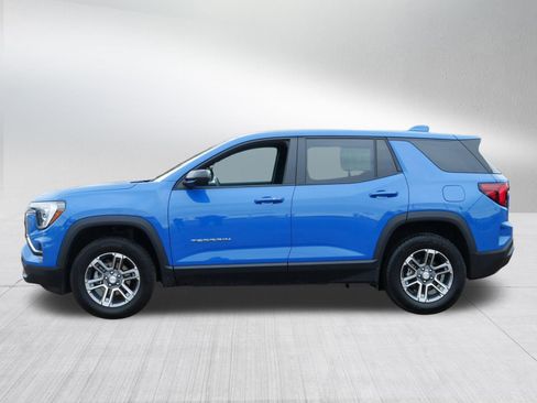 Used 2025 GMC Terrain Elevation image 4