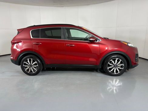 Used 2019 Kia Sportage EX w/ EX Technology Package FWD image 9