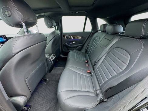 Used 2022 Mercedes-Benz GLC 300 image 16