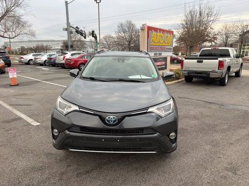 Used 2017 Toyota RAV4 XLE w/ Convenience Package image 9