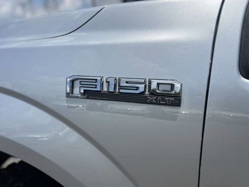 Used 2017 Ford F150 XLT w/ Equipment Group 302A Luxury image 9