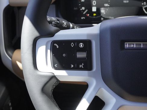 New 2026 Land Rover Defender 130 X-Dynamic SE AWD/4WD image 12