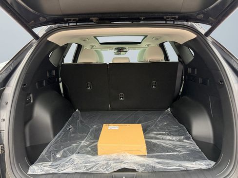 Certified 2025 Hyundai Tucson Limited image 16