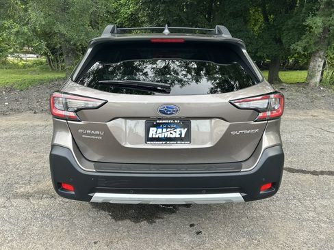 Certified 2024 Subaru Outback Limited AWD/4WD image 7